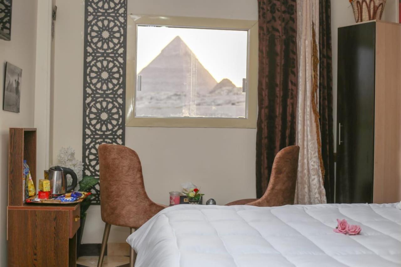 Pyramids Show Hotel Kafret el-Gabal المظهر الخارجي الصورة