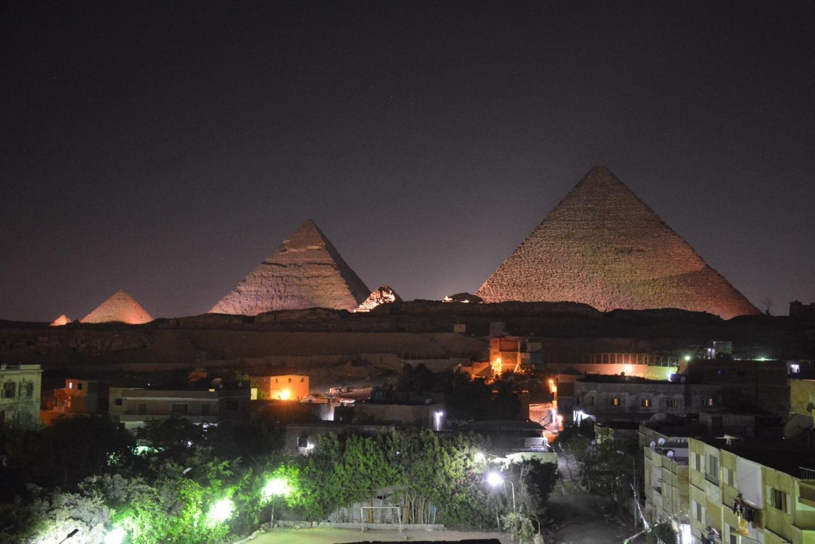 Pyramids Show Hotel Kafret el-Gabal المظهر الخارجي الصورة